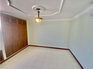 Foto 25 de ARRIENDO APARTAMENTO 3 HABITACIONES FRENTE AL MAR - RODADERO SUR