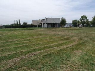 Foto 10 de VENTA LOTE 940 M2 BARRIO SAN SEBASTIAN  PILAR