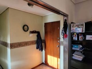 Foto 5 de Venta Depto. 5 ambientes c/ cochera en Temperley.
