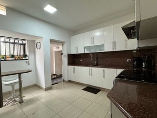 Foto 10 de LINDA CASA EN ALQUILER, AMOBLADA CON 4 DORMITORIOS EN SAN ISIDRO