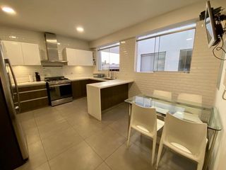 PENTHOUSE EN ALQUILER DE SUPER LUJO CON PISCINA EN CHACARILLA SURCO