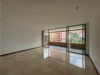 Apartamento en arriendo El Poblado Sector El Tesoro vista panorámica