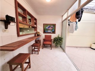 CASA SEGUNDO PISO EN VENTA MEDELLN SECTOR LAURELES MALIBU