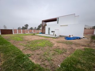 Foto 22 de LINDA CASA CON PISCINA EN VENTA EN LURIN