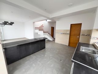 Foto 5 de LINDA CASA CON PISCINA EN VENTA EN LURIN