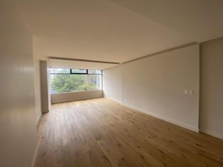 Penthouse de venta ubicado en el edificio Humoldt, totalmente remodelado