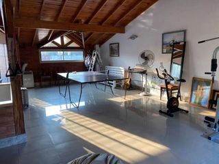 Foto 10 de Casa en alquiler de 5 dormitorios c/ cochera en Martínez