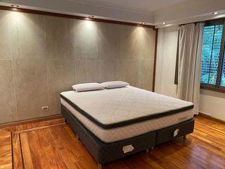 Foto 18 de Casa en alquiler de 5 dormitorios c/ cochera en Martínez