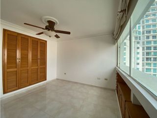 Se arrienda apartamento en Rodadero Sur, Santa Marta