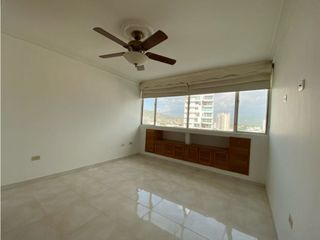 Se arrienda apartamento en Rodadero Sur, Santa Marta