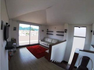 VENDO EN CHIA CASA CAMPESTRE DE 3 HABITACIONES