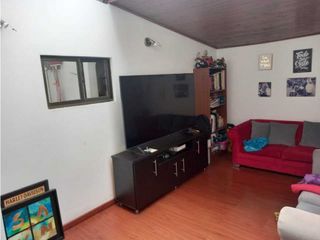 VENDO ESPECTACULAR CASA DE 121MTS UBICADA EN CHIA