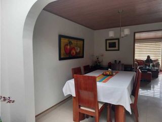 VENDO ESPECTACULAR CASA DE 121MTS UBICADA EN CHIA