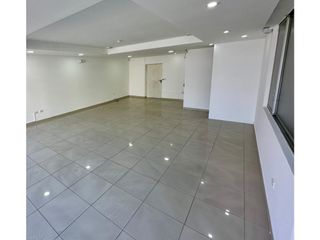 Foto 9 de La Coruña, Local Comercial en Renta, 55m2, 1 Ambiente