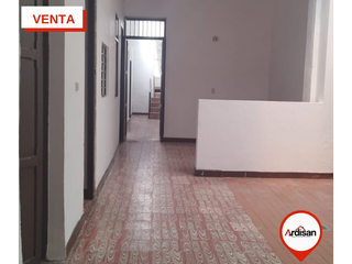 Foto 2 de AMPLIA CASA CENTRAL TRADICIONAL EN EL SOCORRO