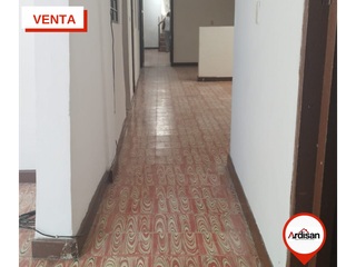 Foto 5 de AMPLIA CASA CENTRAL TRADICIONAL EN EL SOCORRO
