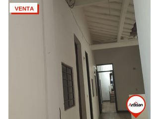 Foto 6 de AMPLIA CASA CENTRAL TRADICIONAL EN EL SOCORRO