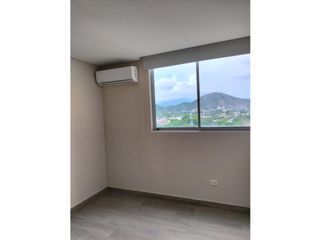 Apartamento de 3 alcobas en arriendo, Bavaria|02