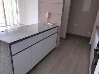 Apartamento de 3 alcobas en arriendo, Bavaria|02