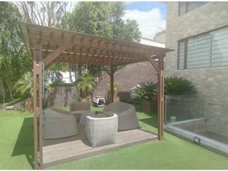 Foto 7 de Casas amobladas de arriendo Cumbaya Miravalle  con Piscina