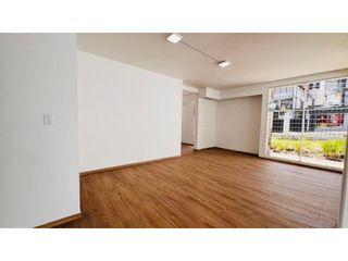 Foto 12 de González Suárez, Casa Comercial, 250m2, 8 Ambientes