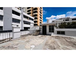 Foto 18 de González Suárez, Casa Comercial, 250m2, 8 Ambientes