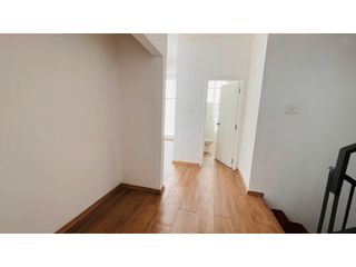 Foto 5 de González Suárez, Casa Comercial, 250m2, 8 Ambientes