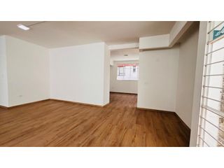 Foto 9 de González Suárez, Casa Comercial, 250m2, 8 Ambientes