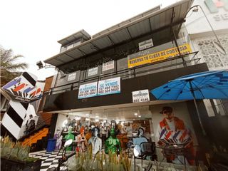 Foto 1 de VENTA EDIFICIO DE 3 PISOS EN BARRIO GRANADA