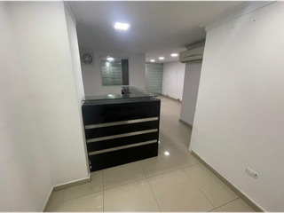Foto 1 de Oficina en arriendo - Alto prado