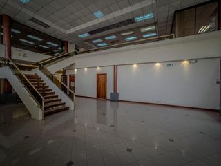 Arriendo Galpon - Oficinas - PROPIEDAD COMERCIAL