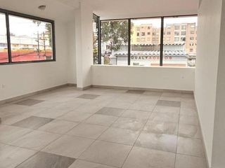 Foto 12 de Arriendo Oficina 170m2 - Eloy Alfaro