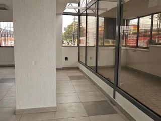 Foto 6 de Arriendo Oficina 170m2 - Eloy Alfaro