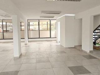 Foto 4 de Arriendo Oficina 170m2 - Eloy Alfaro