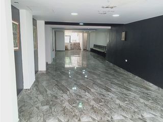 Foto 14 de Bellavista , Local Comercial en Renta, 230m2, 2 Ambientes