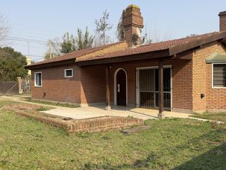 Foto 1 de Casa en  Ingeniero Maschwitz 4amb-Lote 470m.