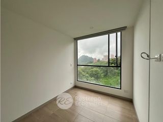 Apartamento en arriendo, Av. Alberto Mendoza, Manizales.