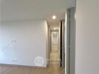 Apartamento en arriendo, Av. Alberto Mendoza, Manizales.