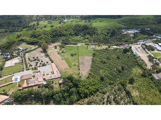 VENTA DE ESPECTACULAR LOTE EN MONTENEGRO, QUINDO, COLOMBIA