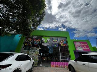 Comercial en  Barrio Blanco RAH CO: 24-1619