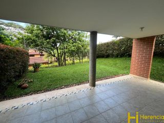 Casa en Arriendo Ubicado en Envigado Codigo 832