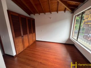 Casa en Arriendo Ubicado en Envigado Codigo 832