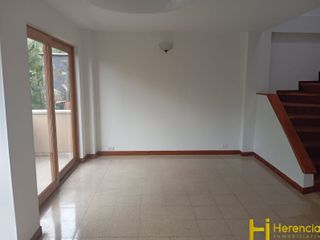 Casa en Arriendo Ubicado en Envigado Codigo 735