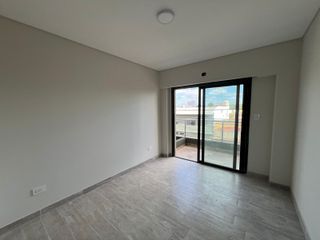 Foto 33 de Zeballos 4360, Villa Dominico ¡Tres ambientes con balcón en Venta!
