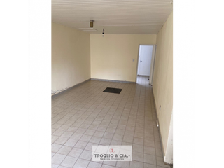 Foto 2 de RETASADO !! Casa en venta de 6 ambientes con garaje doble