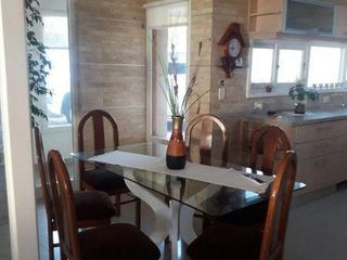 Foto 5 de Chalet. Los Pinares.Tres dormitorios. Quincho. Parque