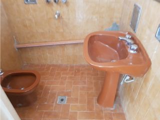 Foto 8 de VENDO CASA YOFRE SUD 2 DOR + 3 DEPTOS IDEAL INVERSOR CON RENTAS