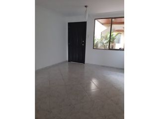 Foto 2 de Lindo apartaestudio ciudad jardín edificio PALMA GROSSA 