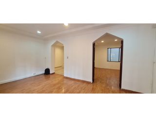 Foto 10 de EN VENTA CASA COMERCIAL RESERVA ARQUITECTÓNICA CON JARDN - EL NOGAL
