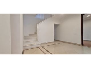 Foto 6 de EN VENTA CASA COMERCIAL RESERVA ARQUITECTÓNICA CON JARDN - EL NOGAL